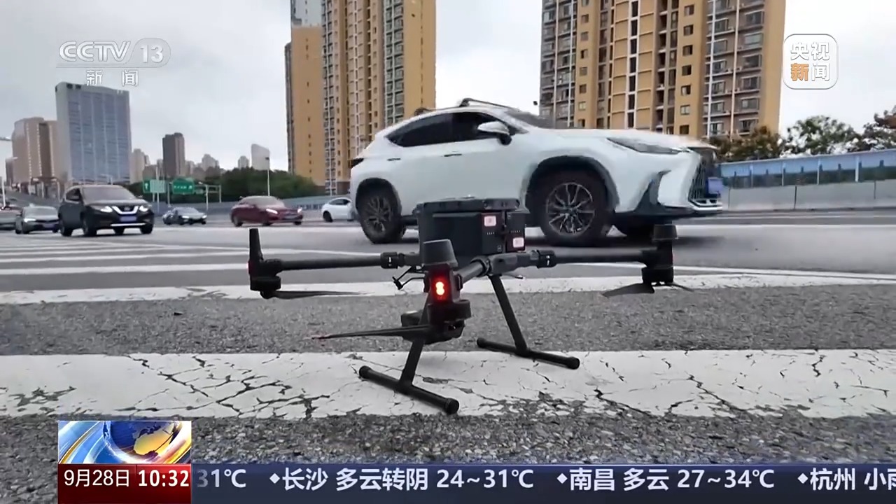 無信號燈路口通行規(guī)則_出行提示_國慶中秋假期交通安全風險