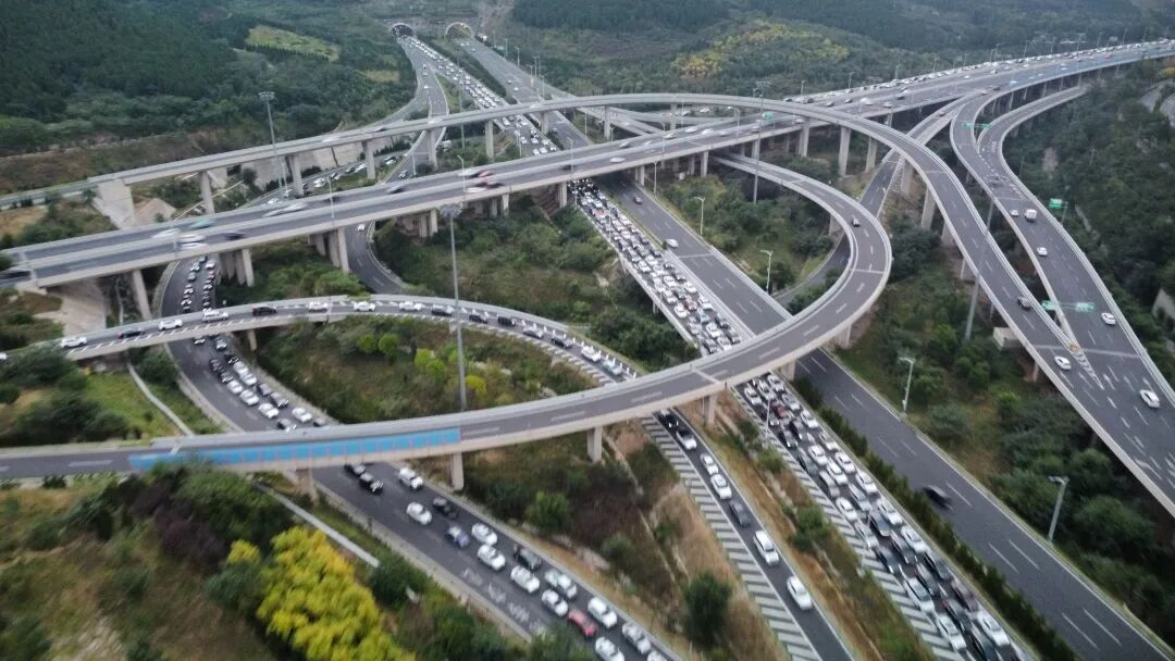 出行提示_高速公路免費(fèi)通行時(shí)間_國(guó)慶節(jié)8天出行提示