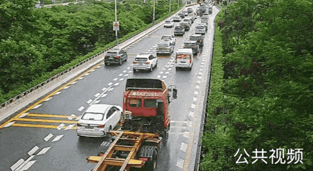 雨天駕車(chē)安全注意事項(xiàng)_出行提示_運(yùn)城暴雨交通安全提示