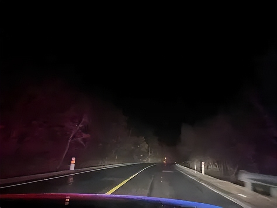 剎車技巧_不同路況剎車方法_路況