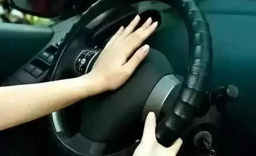 霧天行車安全常識(shí)_出行提示_低能見度行車指南