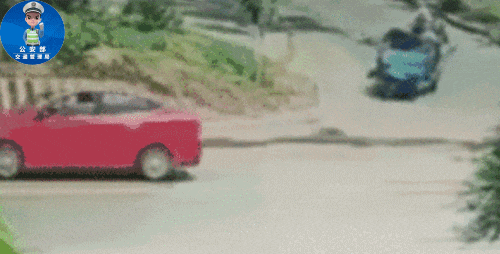 農(nóng)用車(chē)非法載人危害_出行提示_農(nóng)用車(chē)貨運(yùn)安全