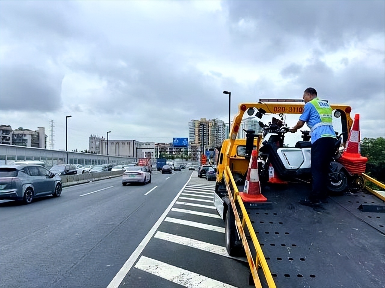 廣州內(nèi)環(huán)限行令_限行_電動(dòng)車改裝查緝