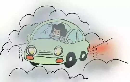 雨霧天氣安全駕駛指南_出行提示_雨天行車(chē)安全提示