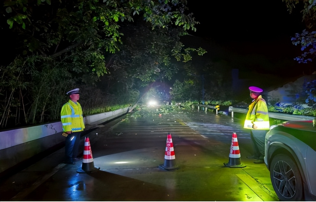 路況_惡劣天氣道路管制路段_道路水毀路段情況