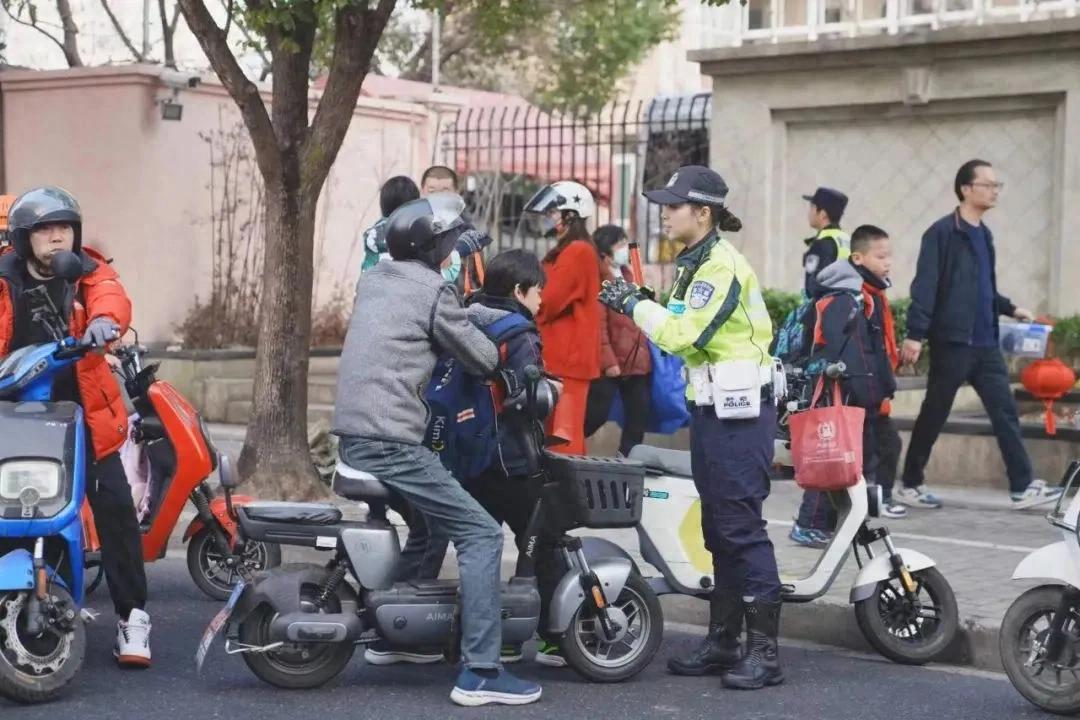 2025電動車新政策_(dá)電動車合法上路車型_禁行