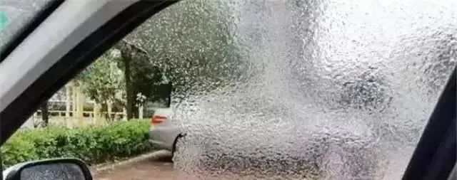 出行提示_降雪天氣開車注意事項_雪地行車安全技巧