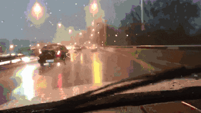 出行提示_雨天駕駛注意事項_雨天行車安全指南