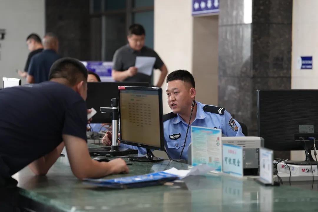 出行提示_國(guó)慶自駕游安全攻略_國(guó)慶錦州市交通出行提示