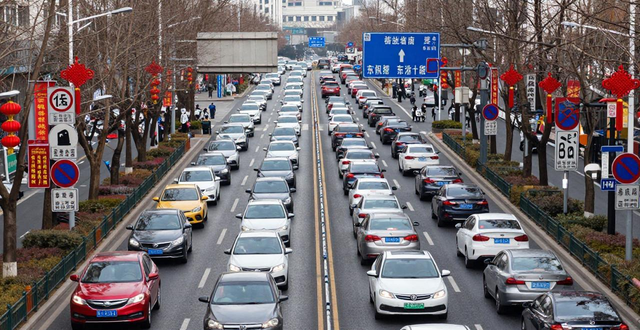 出行提示_2026年春節(jié)臨渭交警交通出行指南_春節(jié)假期道路交通安全提示